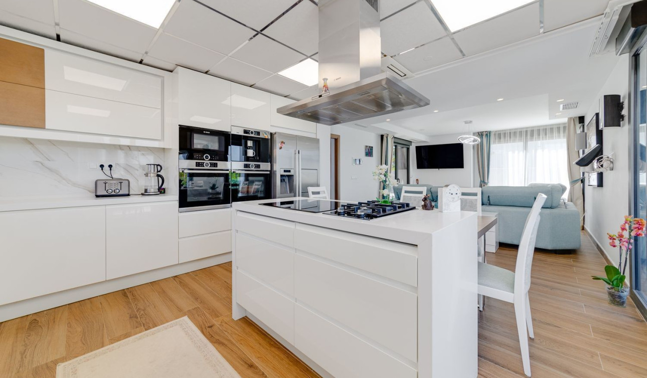 Herverkoop - Vrijstaande villa - Torrevieja