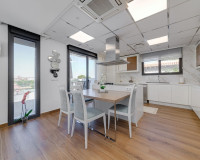 Herverkoop - Vrijstaande villa - Torrevieja