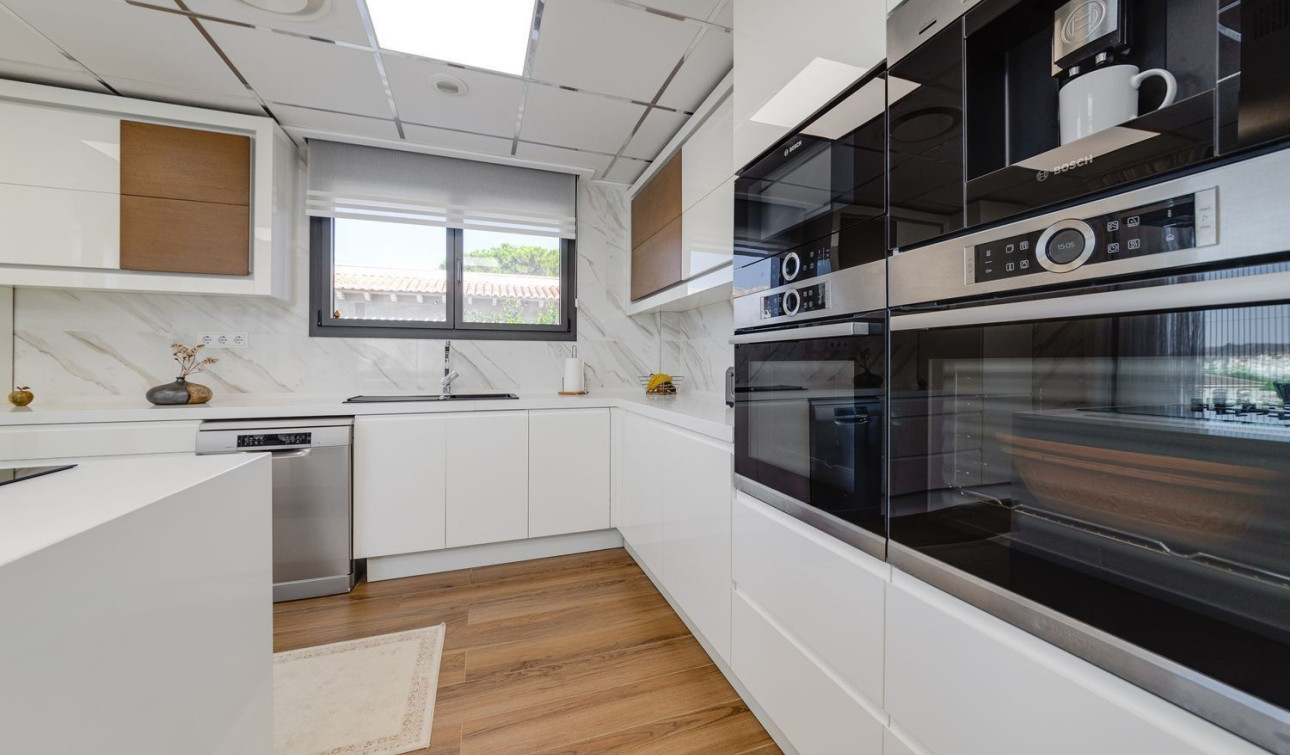 Herverkoop - Vrijstaande villa - Torrevieja