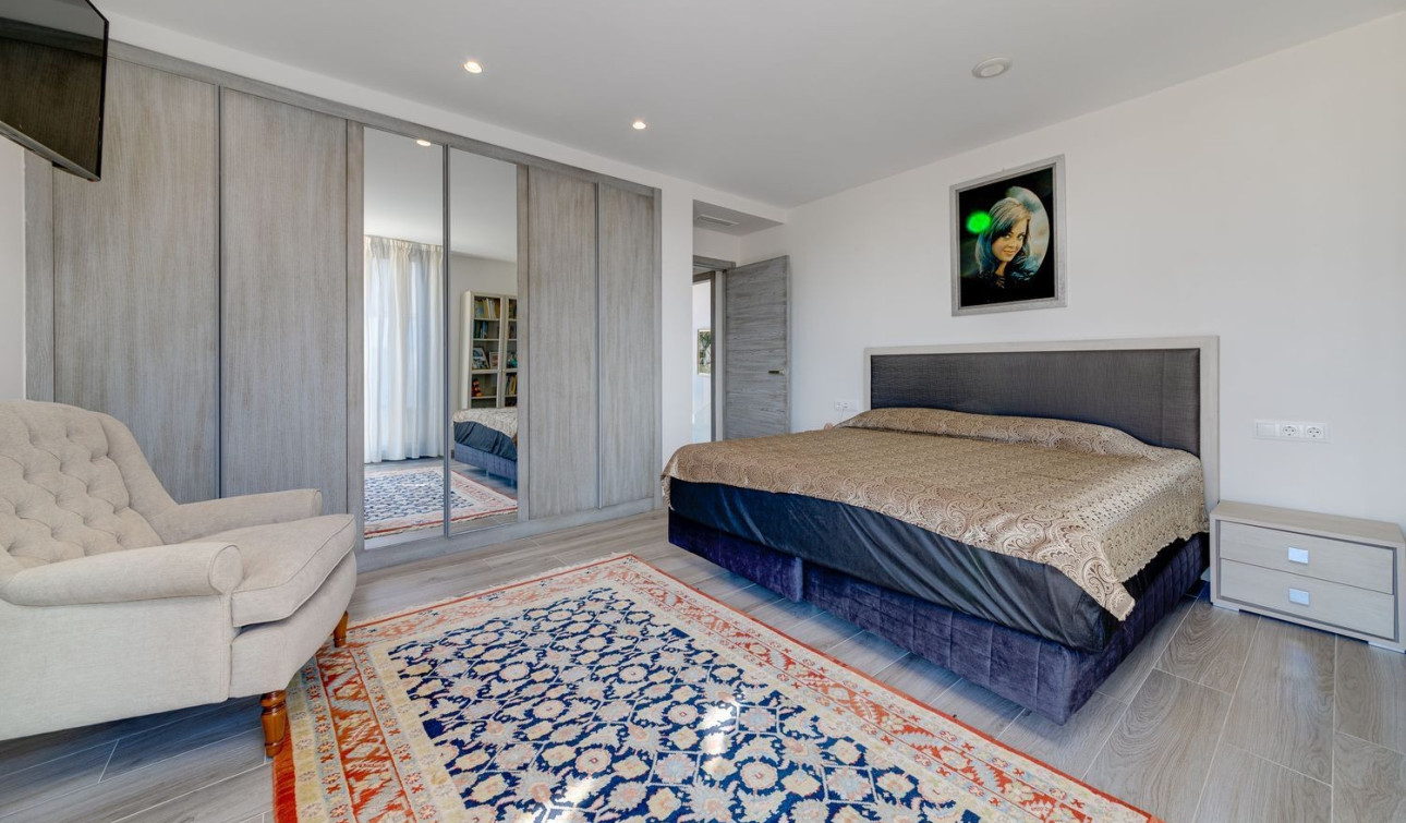 Herverkoop - Vrijstaande villa - Torrevieja