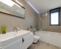 Herverkoop - Vrijstaande villa - Torrevieja