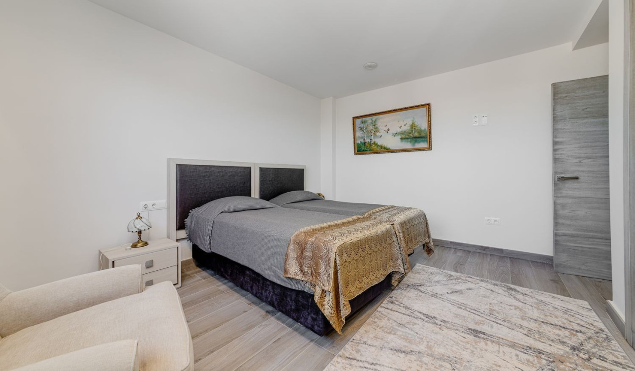 Herverkoop - Vrijstaande villa - Torrevieja