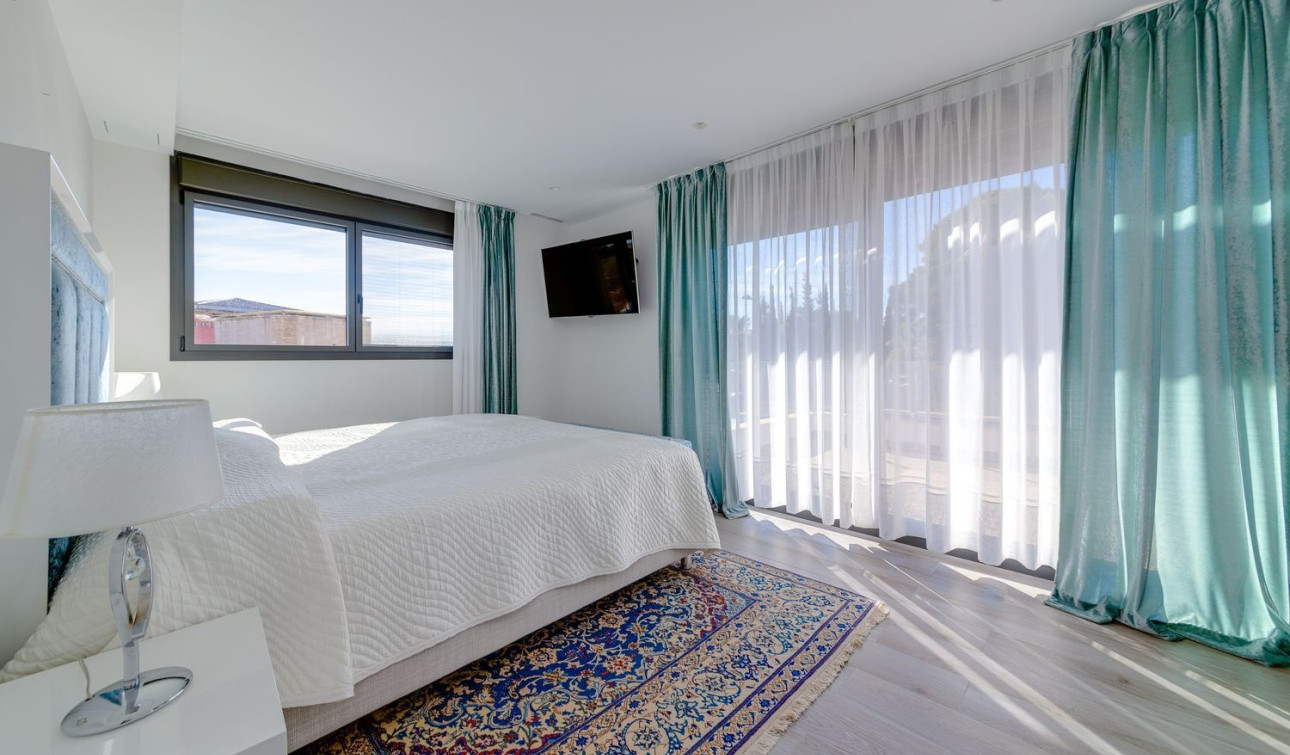 Herverkoop - Vrijstaande villa - Torrevieja