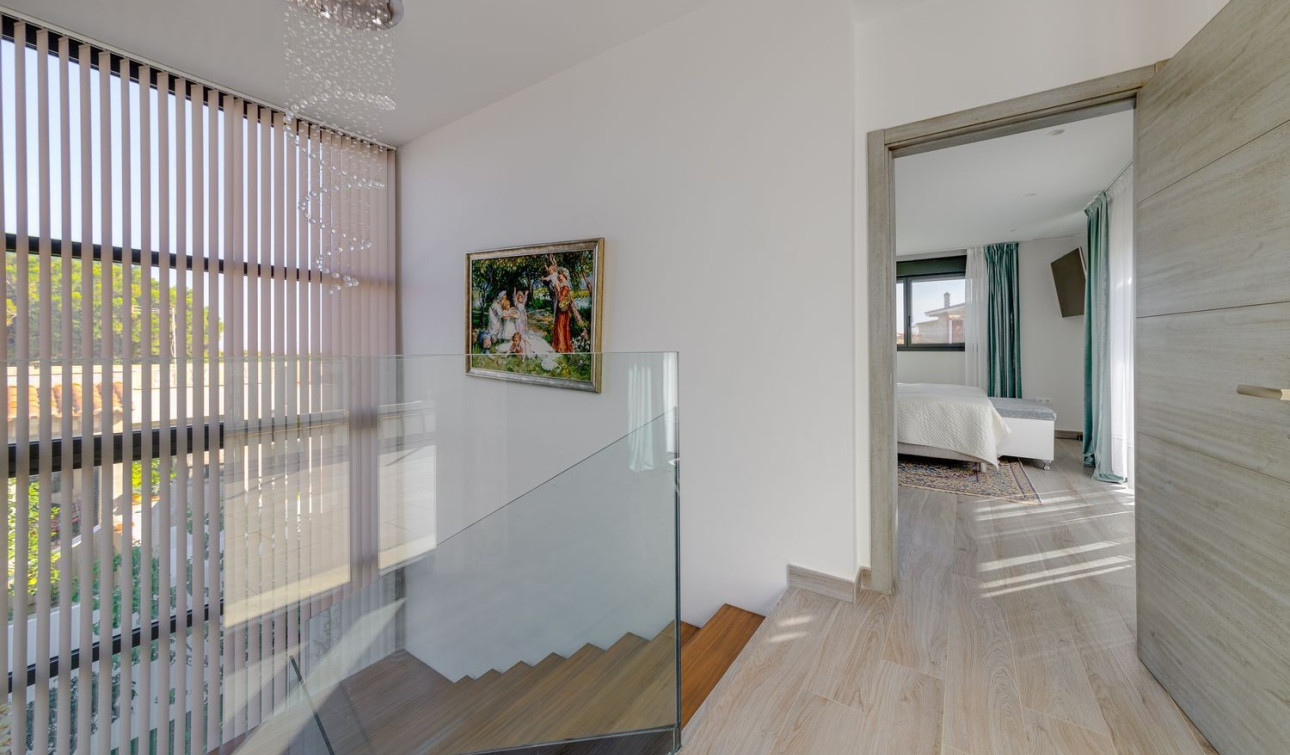 Herverkoop - Vrijstaande villa - Torrevieja