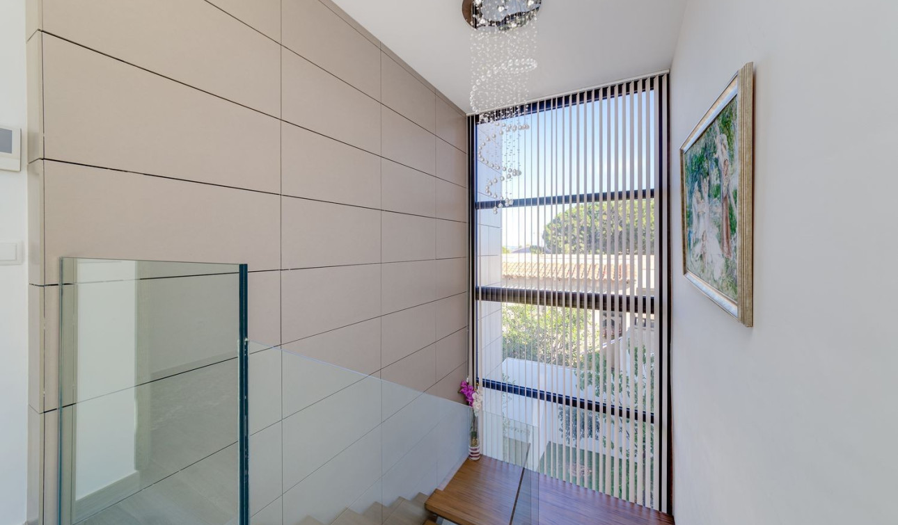 Herverkoop - Vrijstaande villa - Torrevieja