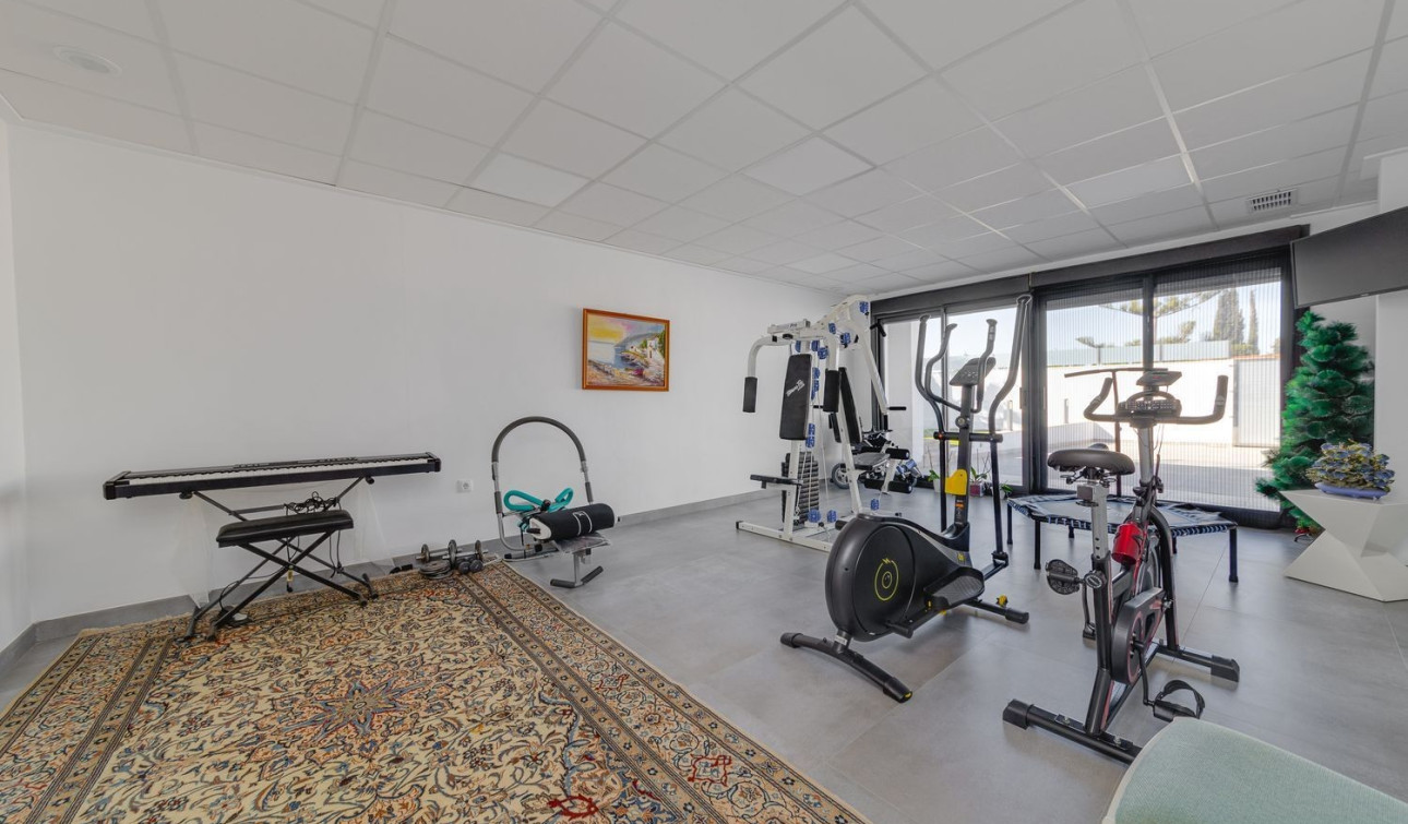 Herverkoop - Vrijstaande villa - Torrevieja