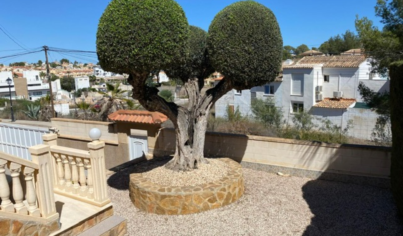 Herverkoop - Vrijstaande villa - Villamartín - El Galan