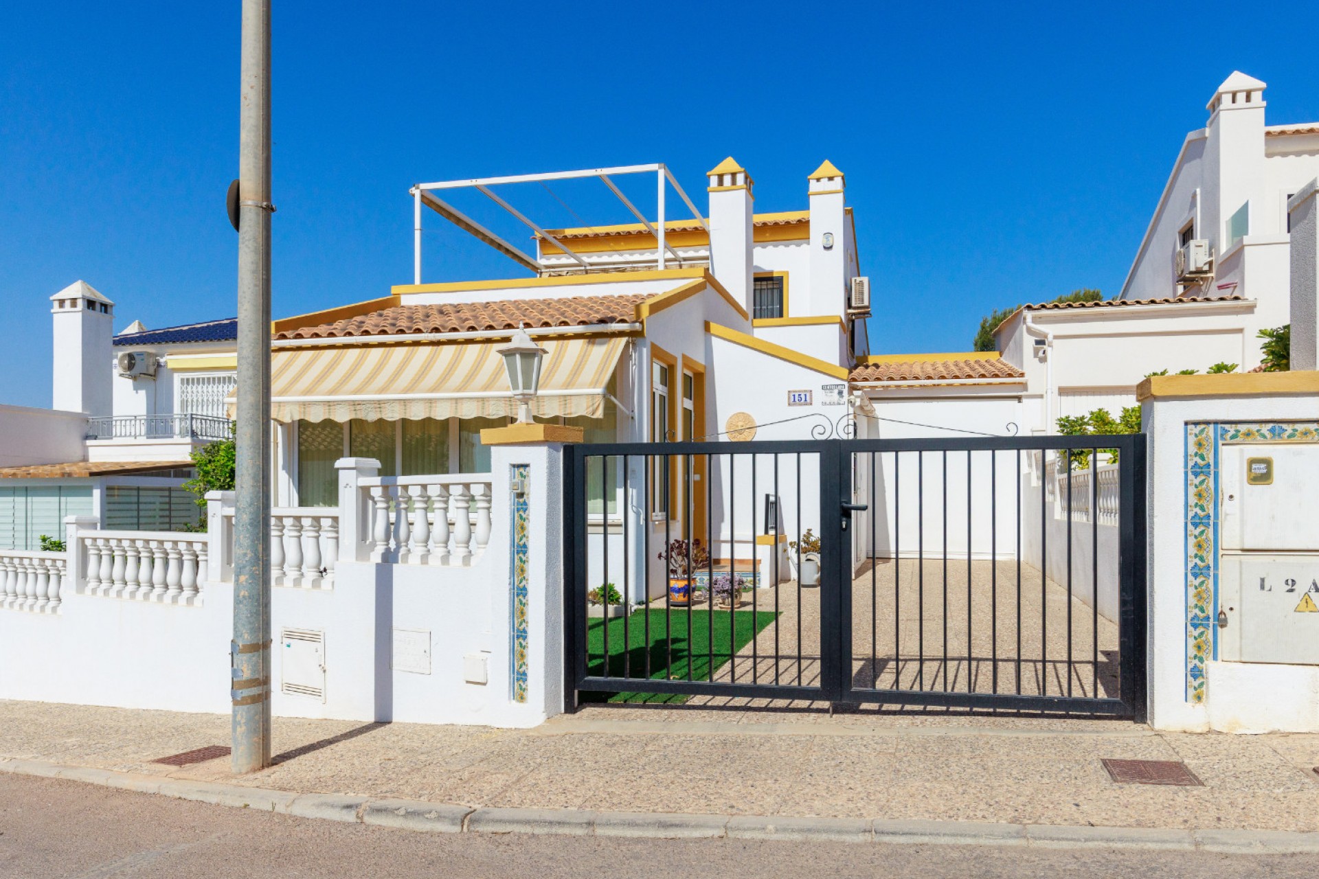 Herverkoop - Vrijstaande villa - Villamartín - La Rioja