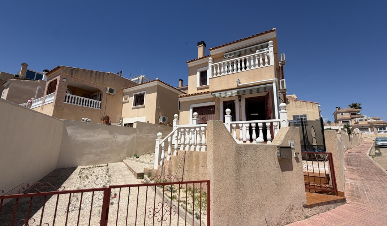 Herverkoop - Vrijstaande villa - Villamartín