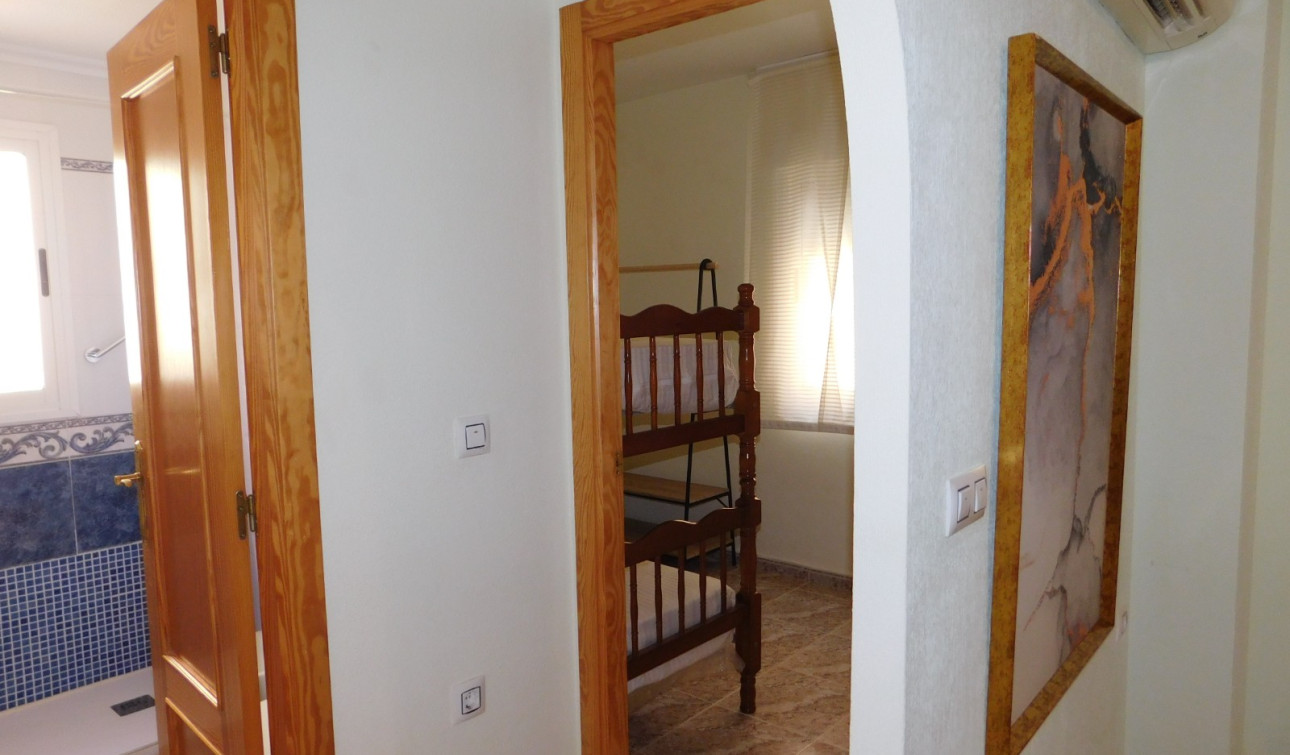 Lange Termijn Verhuur - Appartement / Flat - La Zenia