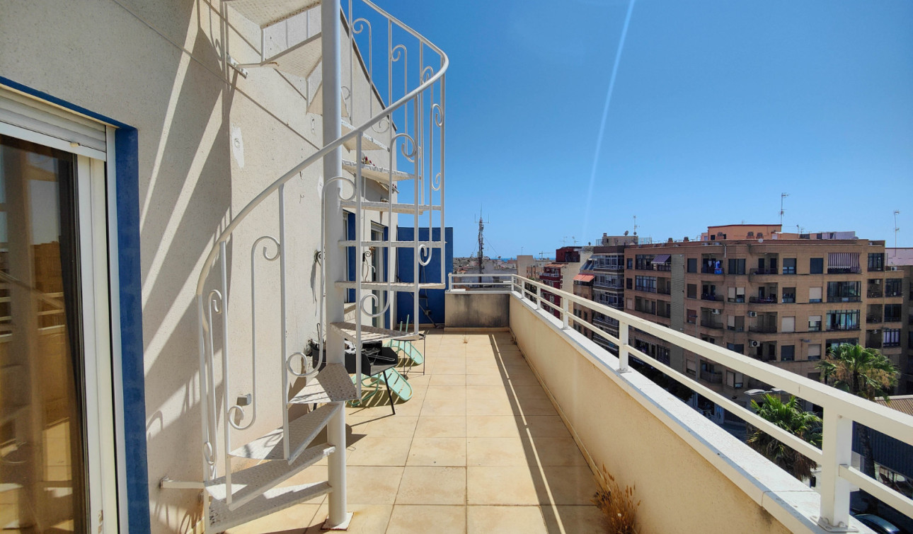 Lange Termijn Verhuur - Appartement / Flat - Torrevieja - Antonio Machado