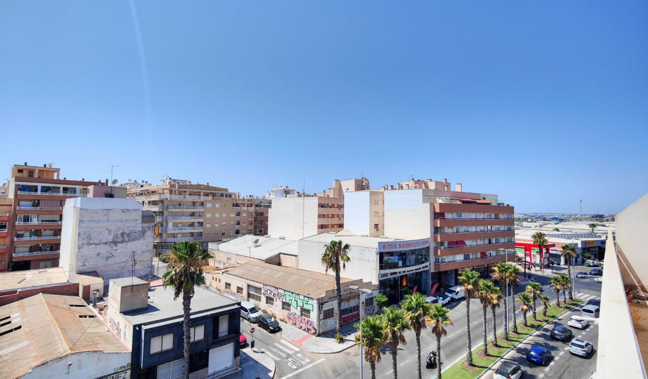 Lange Termijn Verhuur - Appartement / Flat - Torrevieja - Antonio Machado
