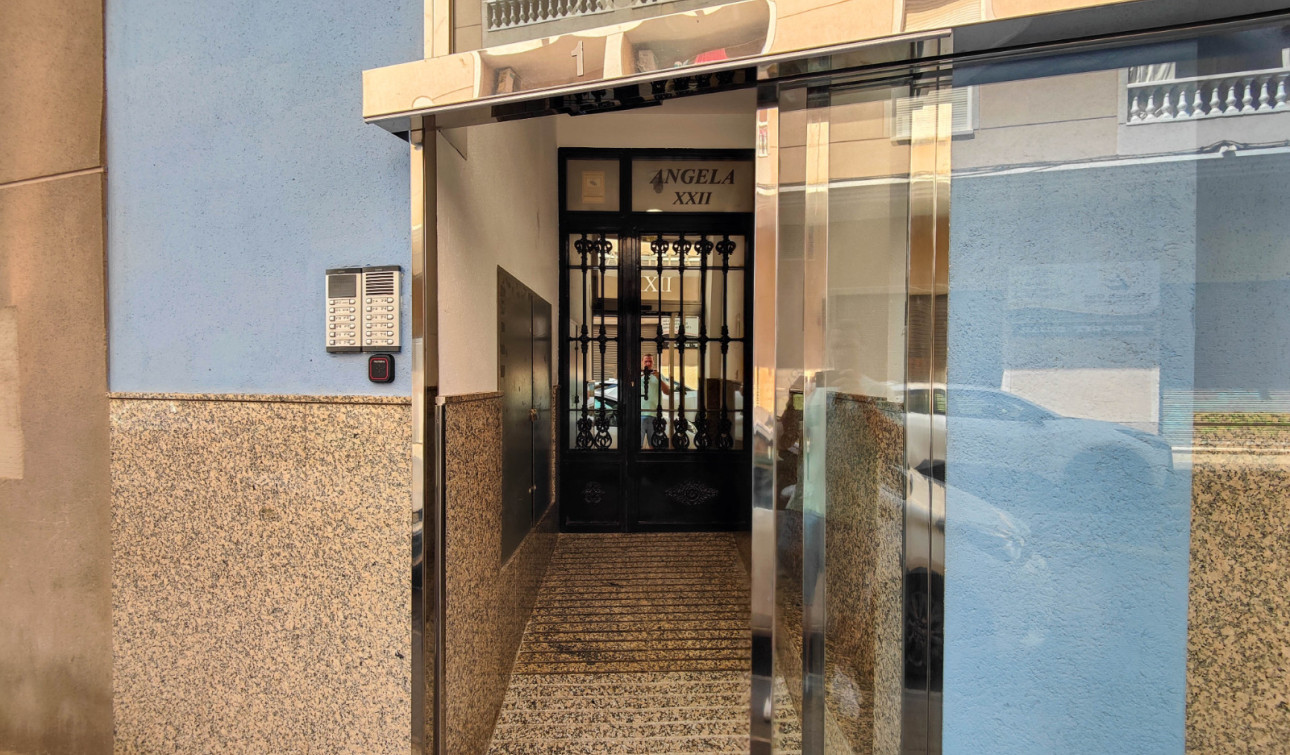 Lange Termijn Verhuur - Appartement / Flat - Torrevieja - Antonio Machado