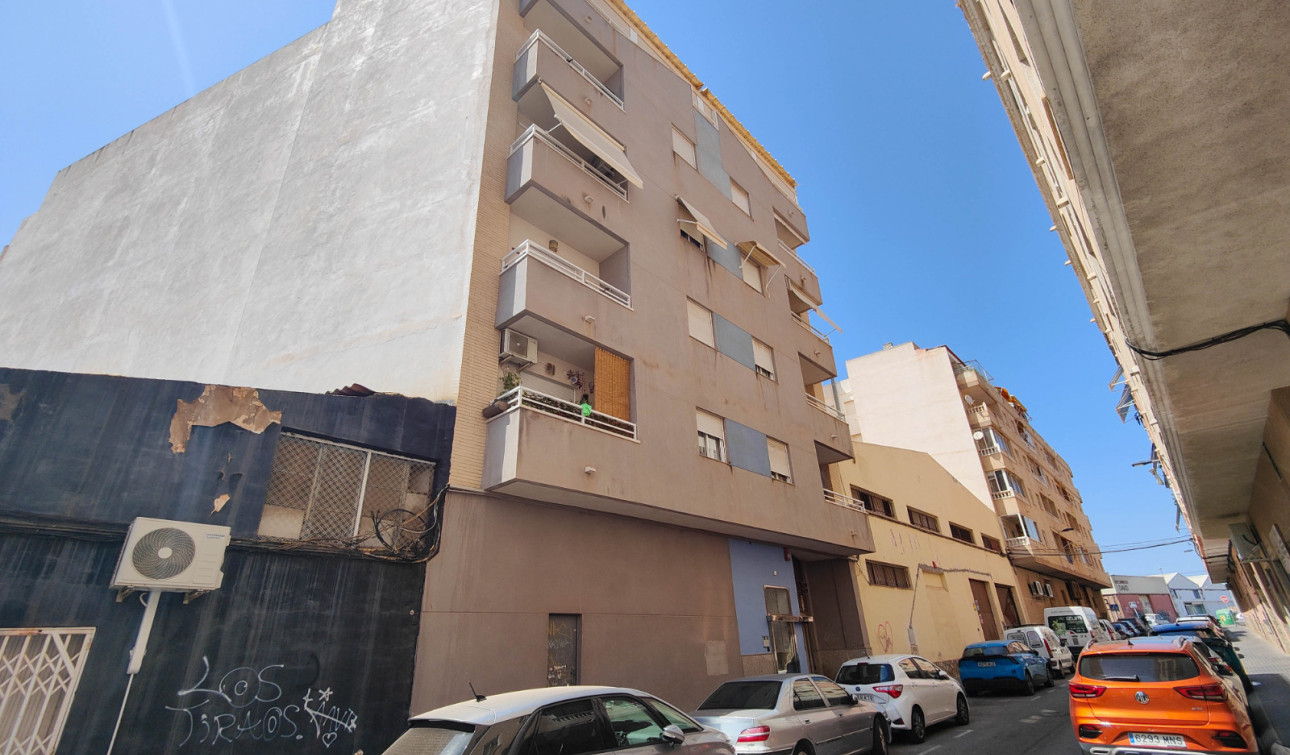 Lange Termijn Verhuur - Appartement / Flat - Torrevieja - Antonio Machado