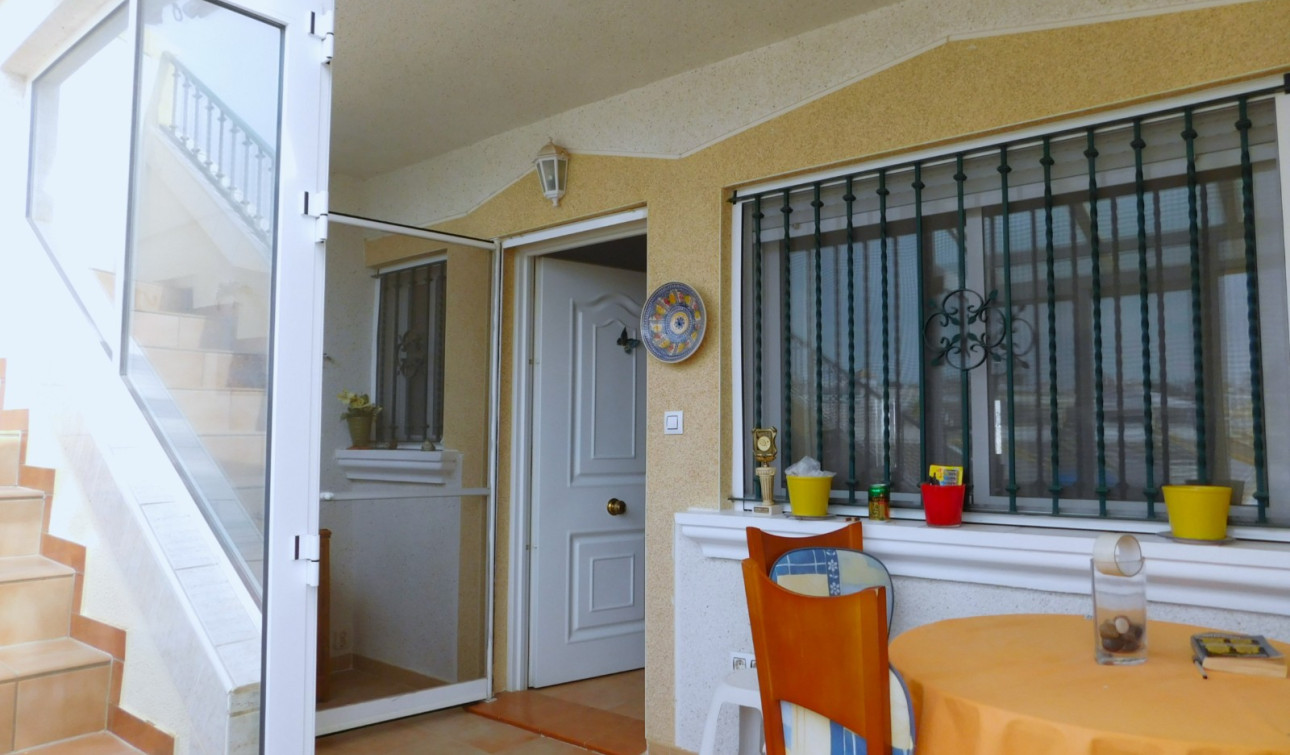 Lange Termijn Verhuur - Appartement / Flat - Villamartín