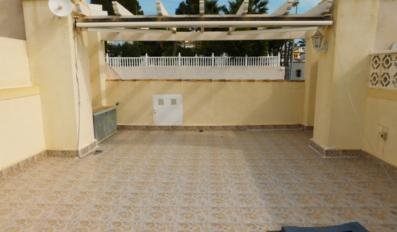 Lange Termijn Verhuur - Appartement / Flat - Villamartín