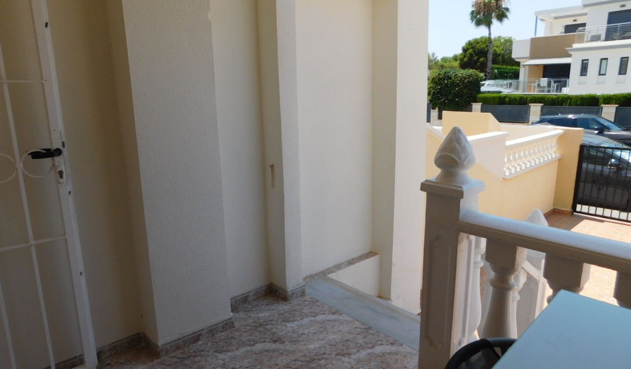 Location à long terme - Appartement - La Zenia