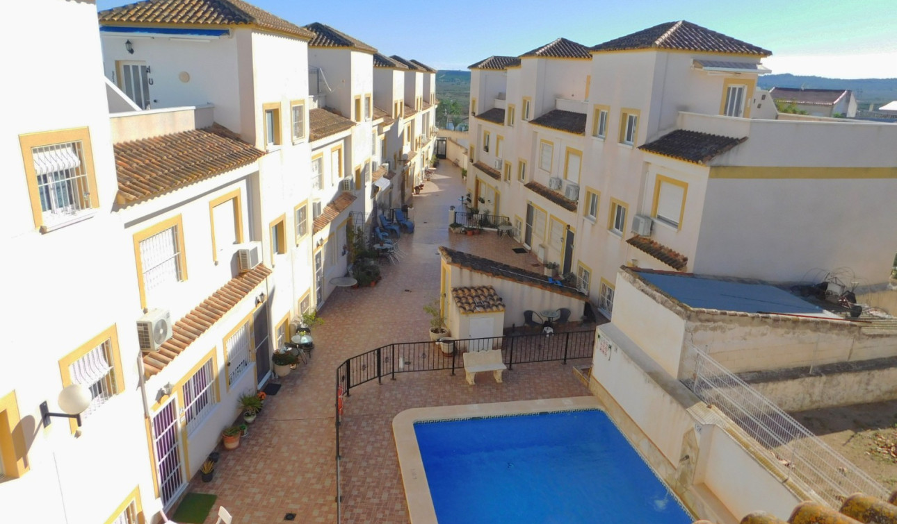 Long Term Rental - Town House - Torremendo