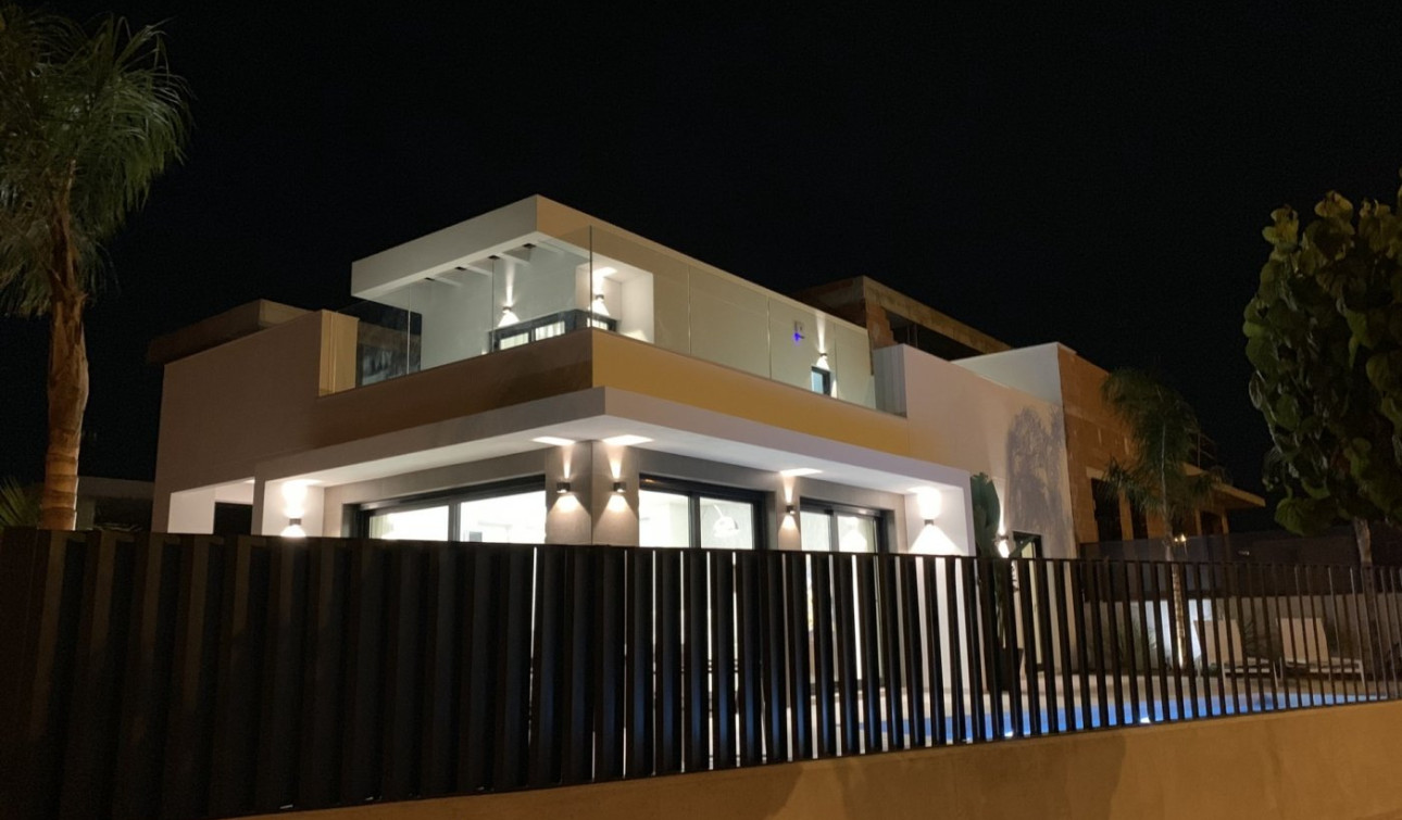 New Build - Detached Villa - Daya Nueva - Pueblo