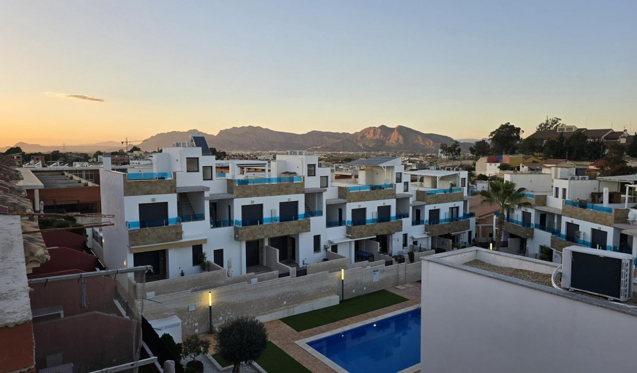 New Build - Town House - Bigastro - pueblo