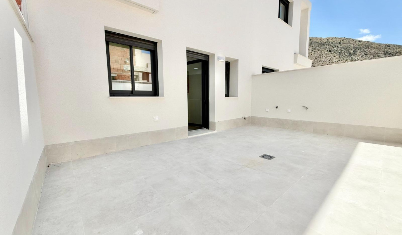 New Build - Town House - Cox - San Fernando