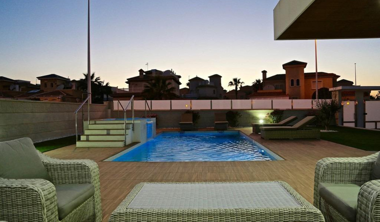 Nieuwbouw Woningen - Vrijstaande villa - Orihuela Costa - Campoamor