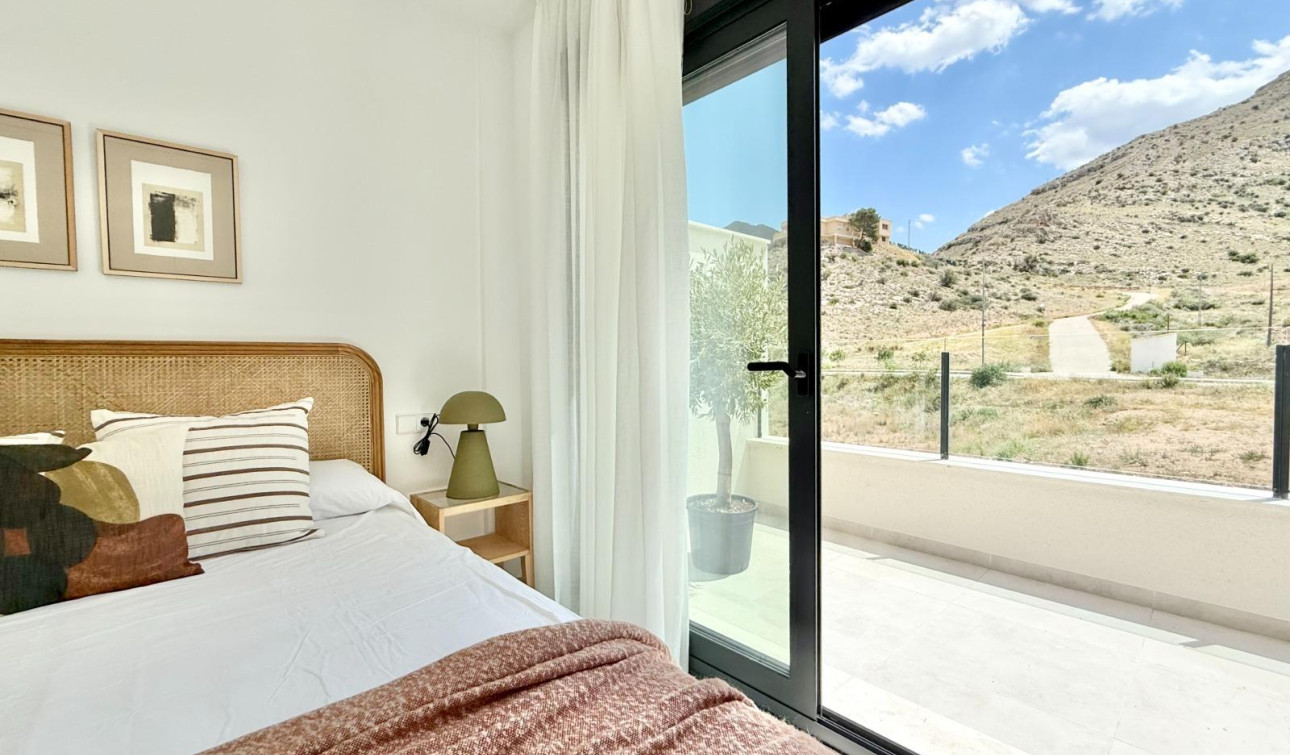 Nouvelle construction - Maison de ville - Cox - San Fernando