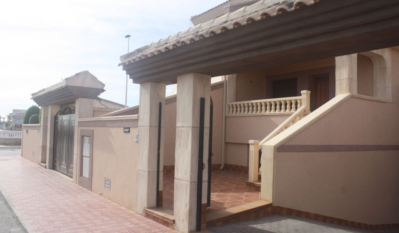 Nouvelle construction - Maison de ville - Torrevieja - Los Altos