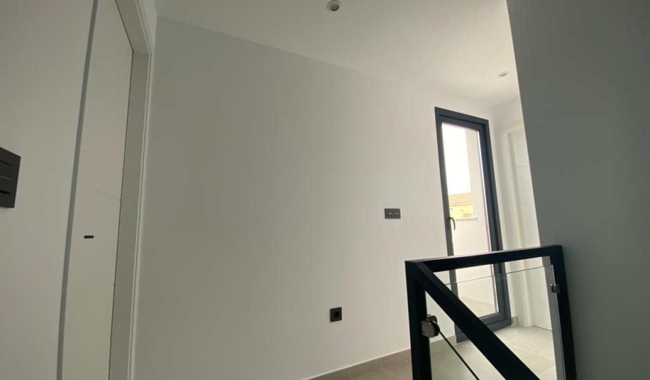 Nouvelle construction - Villa Individuelle - Los Alcazares - La Concha