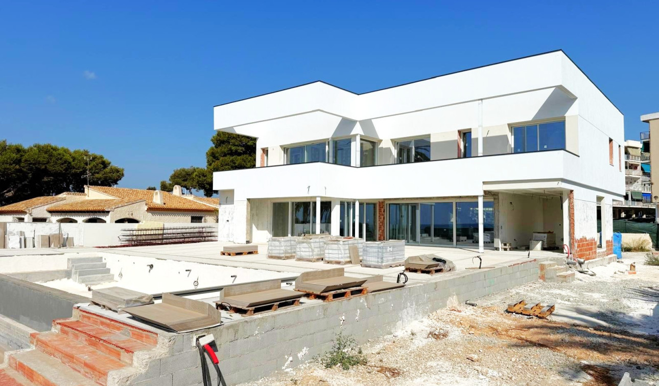 Nouvelle construction - Villa Individuelle - Orihuela Costa - Punta Prima
