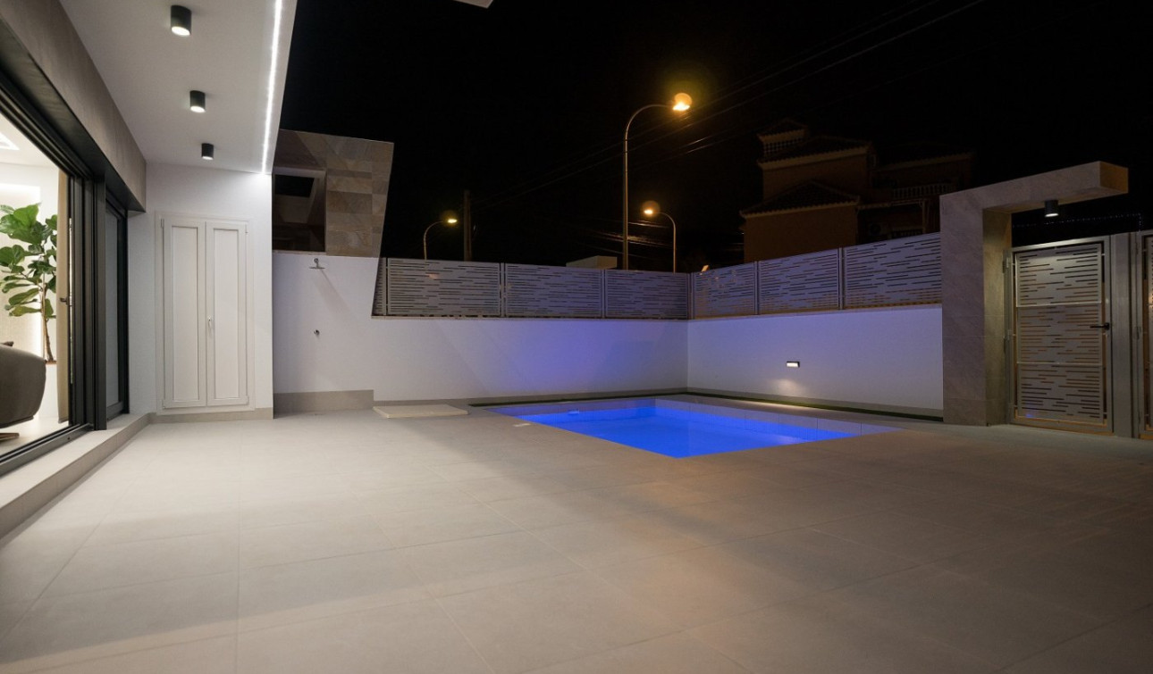 Nouvelle construction - Villa Individuelle - San Miguel de Salinas - Blue Lagoon