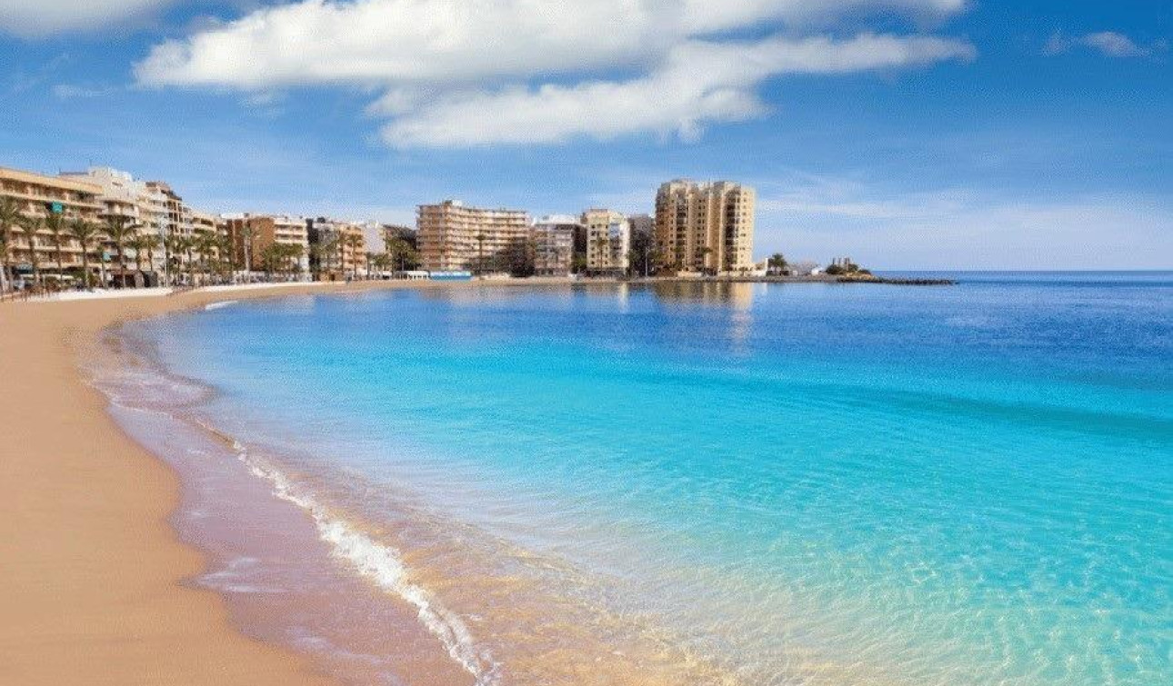 Obra nueva - Apartamento / Piso - Torrevieja - Centro