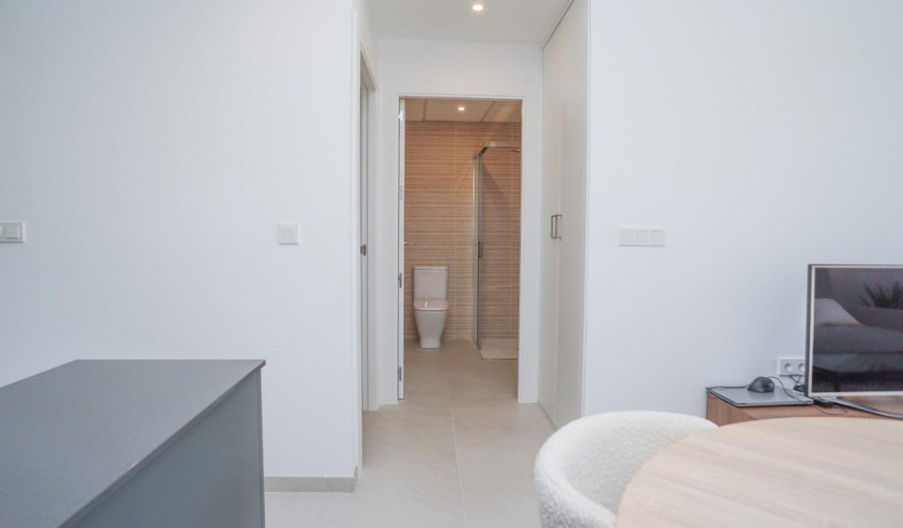 Obra nueva - Apartamento / Piso - Torrevieja - Torreblanca