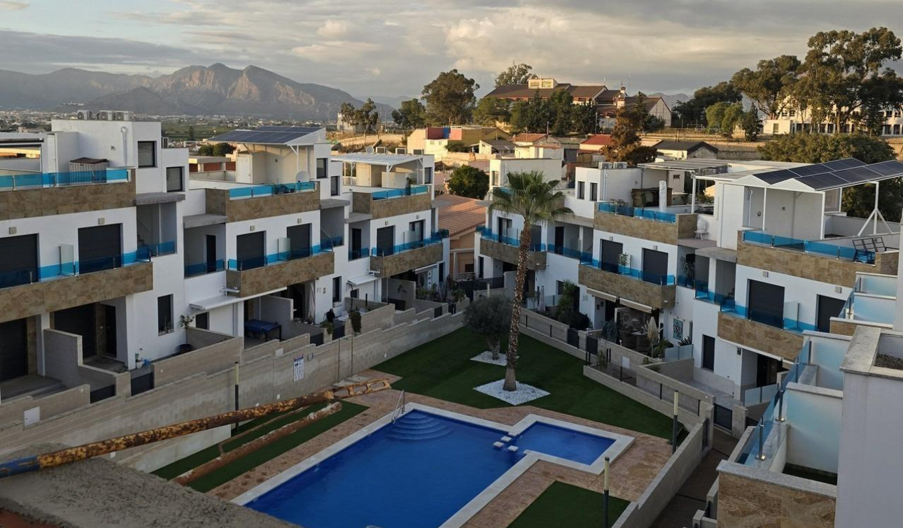 Obra nueva - Casa de Pueblo - Bigastro - pueblo