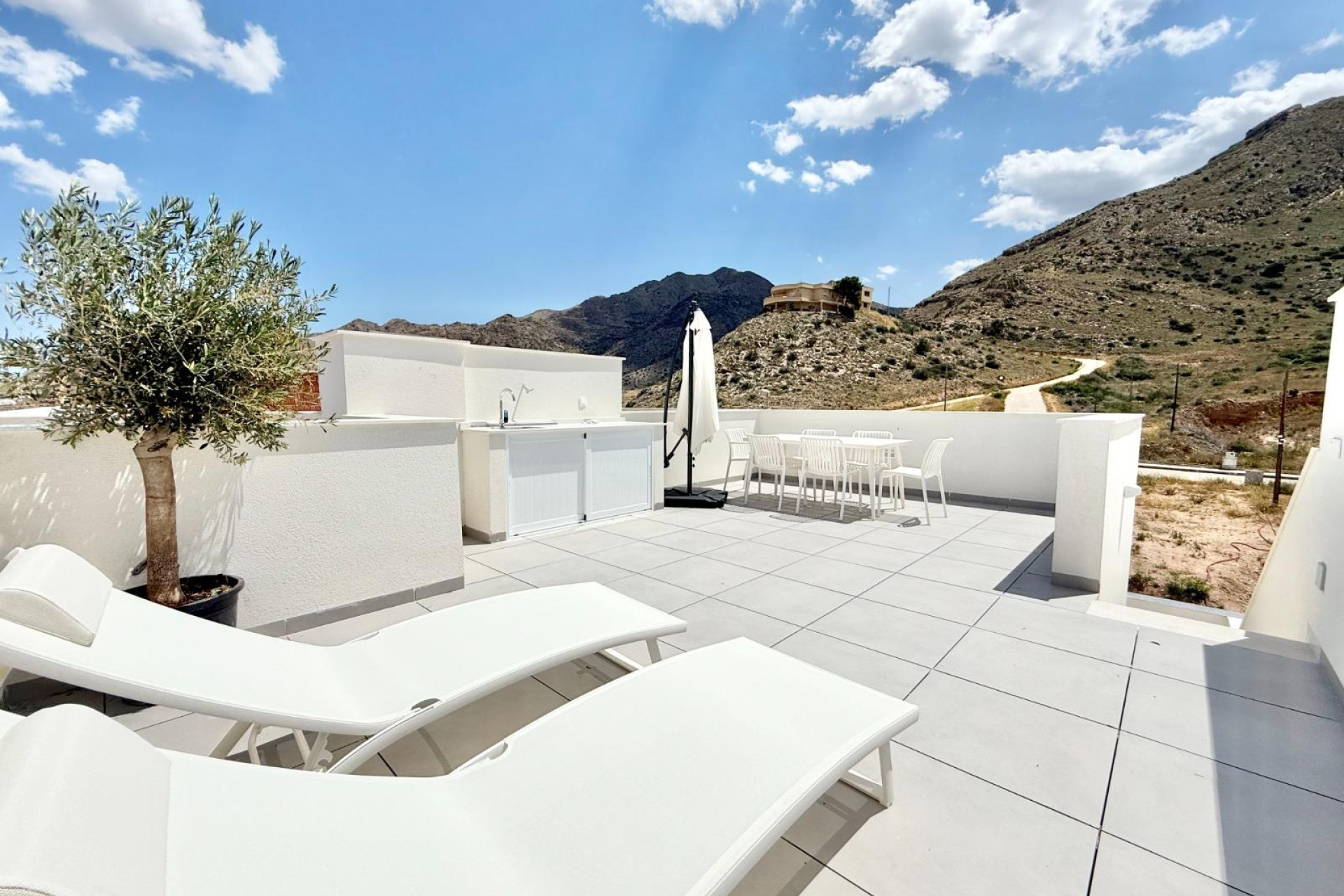 Obra nueva - Casa de Pueblo - Cox - San Fernando