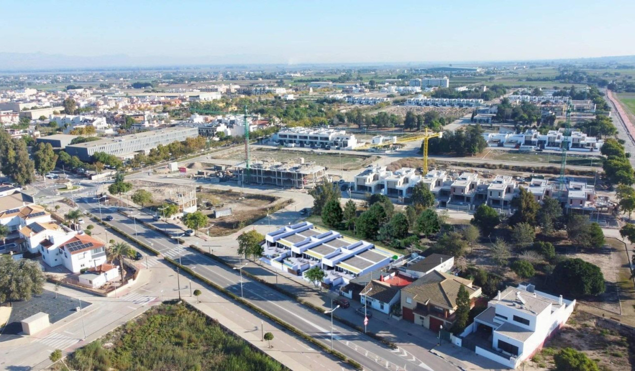 Obra nueva - Casa de Pueblo - Dolores - Sector 3