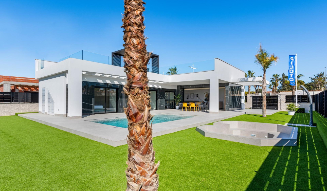 Obra nueva - Villa independiente - Algorfa - La Finca Golf