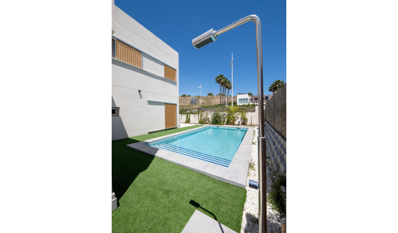 Obra nueva - Villa independiente - Algorfa - La Finca Golf