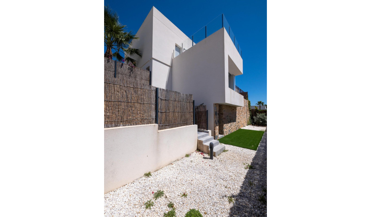 Obra nueva - Villa independiente - Algorfa - La Finca Golf