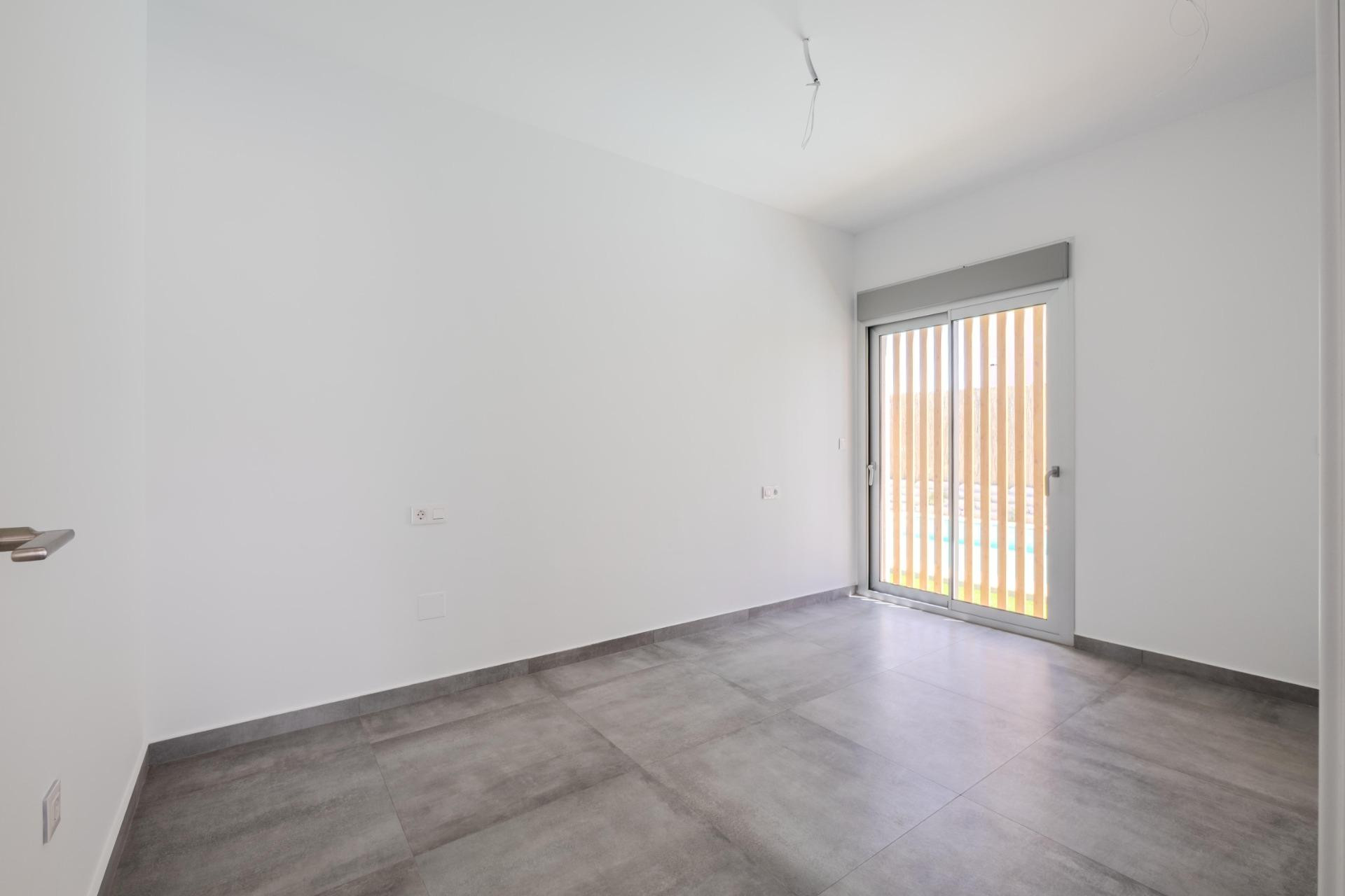 Obra nueva - Villa independiente - Algorfa - La Finca Golf