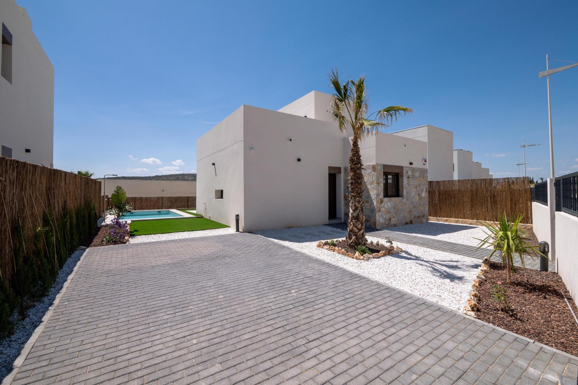 Obra nueva - Villa independiente - Algorfa - La Finca Golf