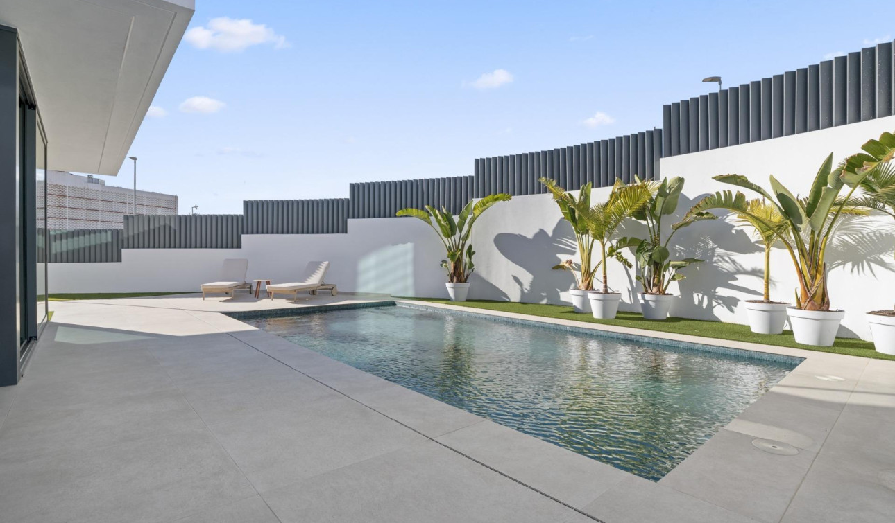 Obra nueva - Villa independiente - Benidorm - Rincón de Loix