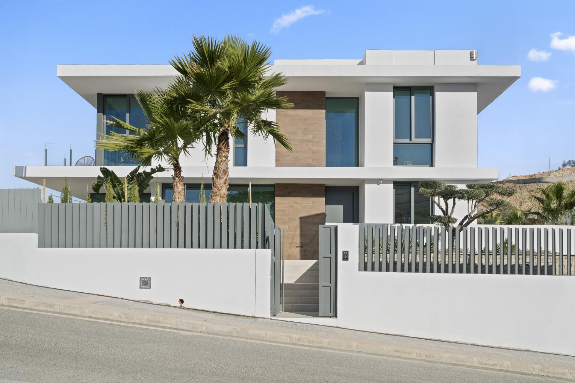 Obra nueva - Villa independiente - Benidorm - Rincón de Loix