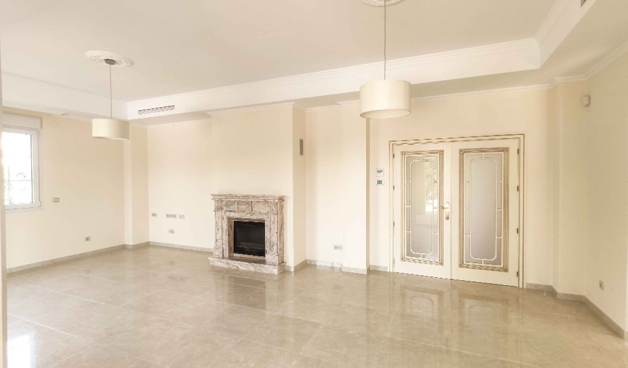 Obra nueva - Villa independiente - Cabo Roig