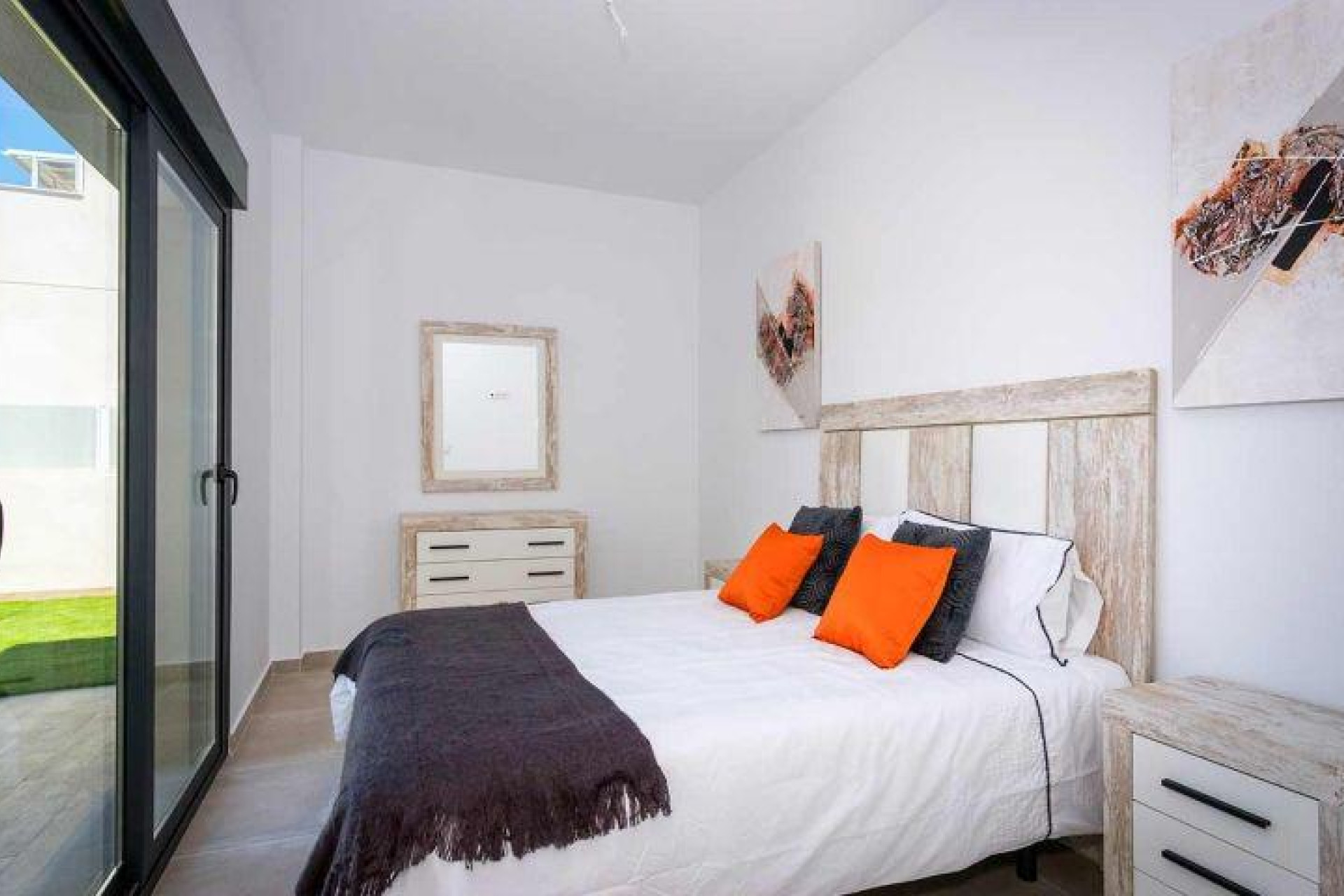 Obra nueva - Villa independiente - Daya Nueva - Centro