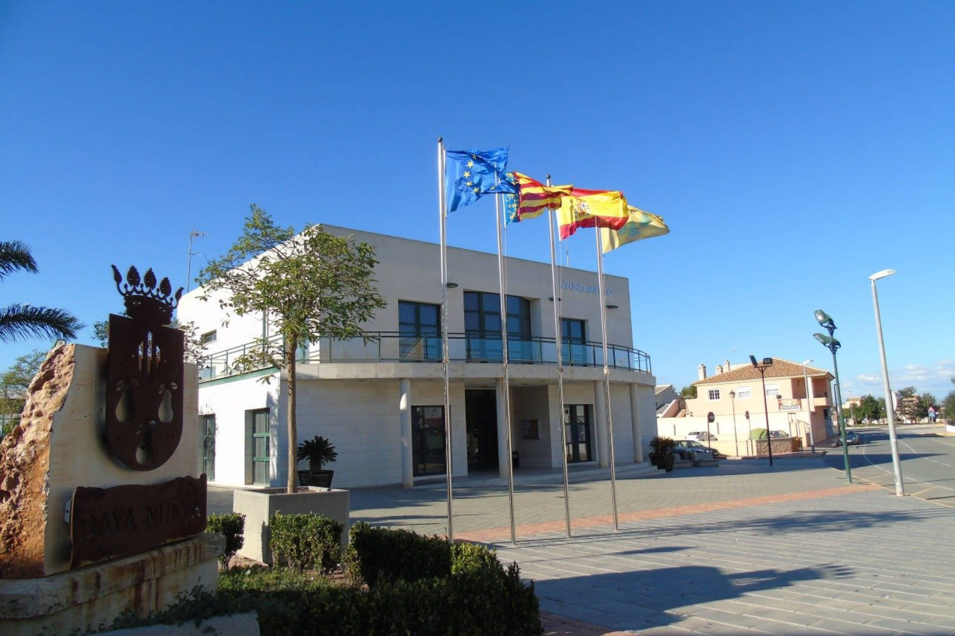 Obra nueva - Villa independiente - Daya Nueva - Pueblo