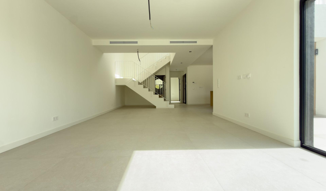 Obra nueva - Villa independiente - Finestrat - Campana Garden