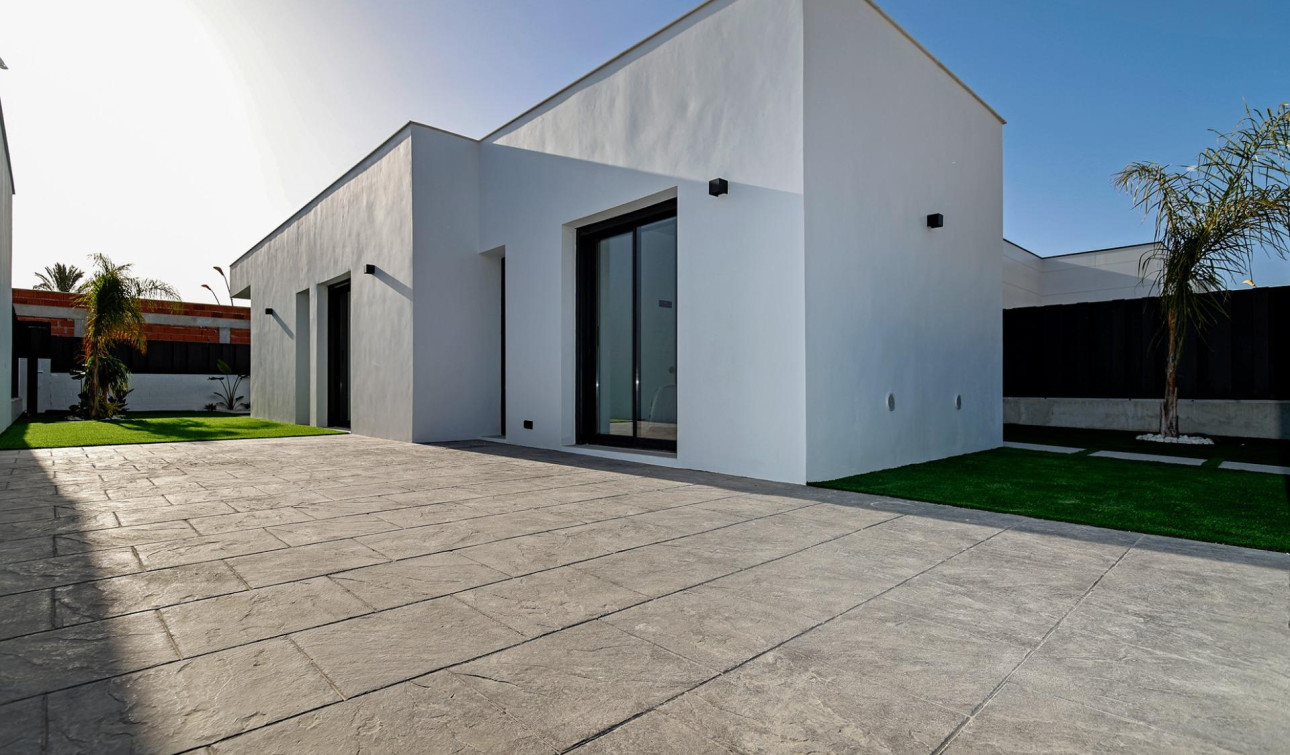 Obra nueva - Villa independiente - Molina De Segura - Urb. La Quinta