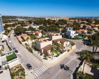 Obra nueva - Villa independiente - Orihuela Costa - Dehesa de campoamor
