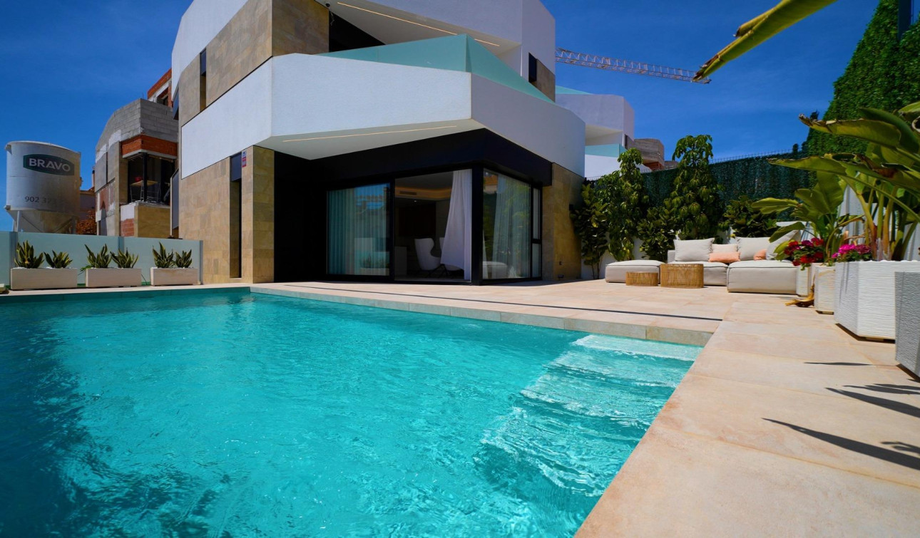 Obra nueva - Villa independiente - Orihuela Costa - Los Altos